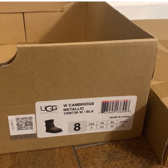 Authentic metallic UGG boots - Picture 8 of 12
